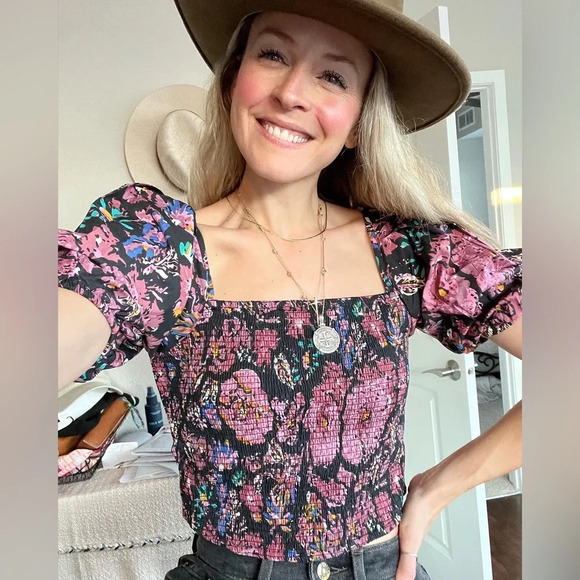 Cleobell Eva Crop Blouse in Jolie - Picture 4 of 11